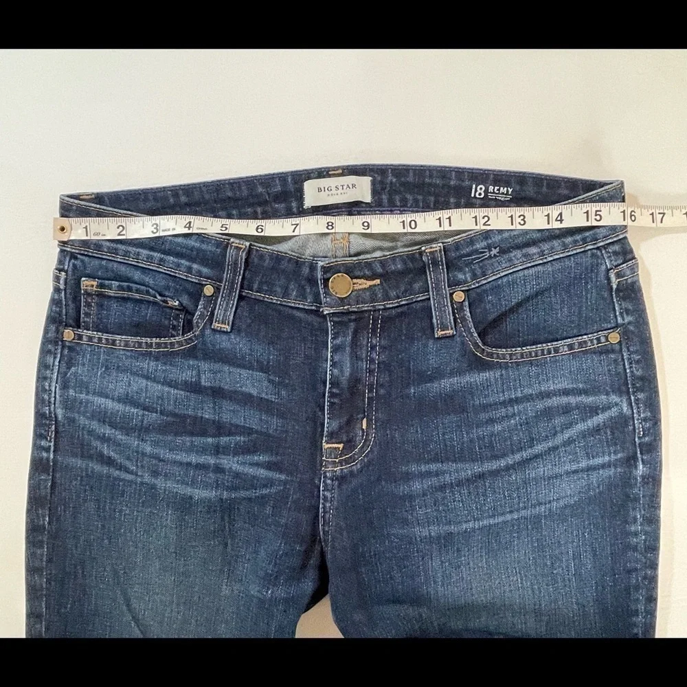 Big Star Nova XVI 18 Remy Boot Cut Mid-Dark Wash Blue Jeans Size 28R
